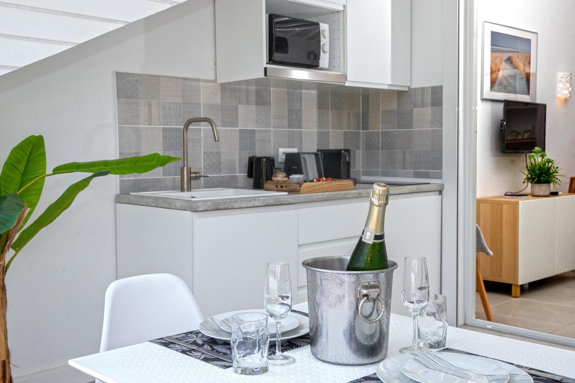 Beautiful Suite S12 With Pool And Sea View Cul de Sac Buitenkant foto